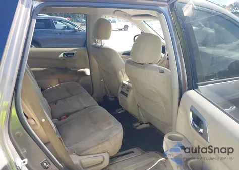 2014 Nissan Pathfinder Sv z USA, uszkodzony, nr VIN 5N1AR2MN9EC695768